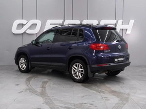 Внедорожник Volkswagen Tiguan 2013 года, 1249000 рублей, Воронеж