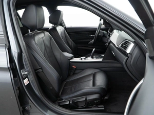 Седан BMW 3 серия 2018 года, 2537077 рублей, Москва