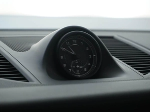 Внедорожник Porsche Macan 2021 года, 7290700 рублей, Москва
