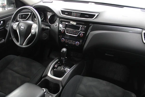 Внедорожник Nissan X-Trail 2017 года, 2300000 рублей, Красноярск