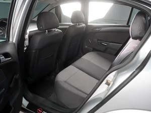 Седан Opel Astra 2013 года, 880000 рублей, Красный Пахарь