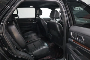 Внедорожник Ford Explorer 2016 года, 2750000 рублей, Курск