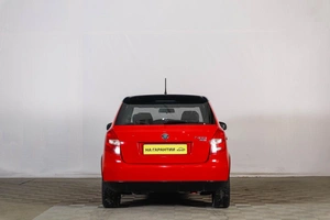 Хетчбэк Skoda Fabia 2012 года, 599000 рублей, Тюмень