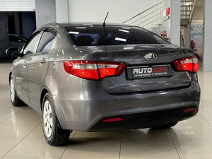 Седан Kia Rio 2012 года, 687000 рублей, Солонцы