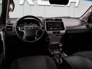 Внедорожник Toyota Land Cruiser Prado 2018 года, 4200000 рублей, Большой Сочи