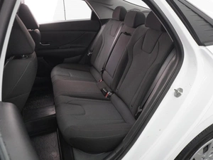 Седан Hyundai Elantra 2022 года, 1999000 рублей, Воронеж
