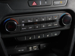 Хетчбэк Kia Ceed 2019 года, 1749000 рублей, Воронеж