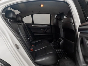 Седан BMW 5 серия 2012 года, 1750000 рублей, Красноярск