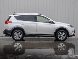 Внедорожник Toyota RAV4 2013 года, 2190000 рублей, Краснодар