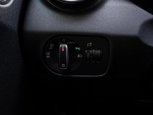 Хетчбэк Audi A1 2011 года, 990000 рублей, Краснодар