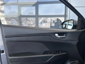 Седан Hyundai Solaris 2018 года, 1050000 рублей, Уфа