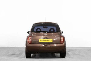 Хетчбэк Nissan March 2005 года, 399000 рублей, Барнаул