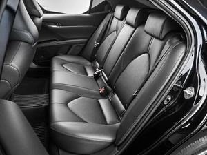 Седан Toyota Camry 2021 года, 3929000 рублей, Тюмень
