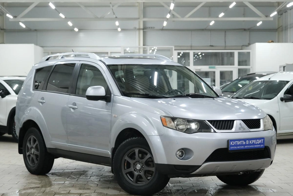 Внедорожник Mitsubishi Outlander 2008 года, 1139000 рублей, Омск