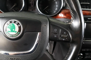 Лифтбек Skoda Superb 2012 года, 1129000 рублей, Пермь