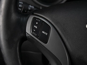 Седан Hyundai Elantra 2014 года, 860000 рублей, Омск