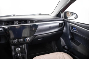 Седан Toyota Corolla 2013 года, 1329000 рублей, Пермь