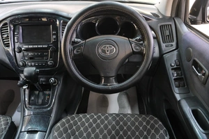 Внедорожник Toyota Kluger 2003 года, 1419000 рублей, Омск