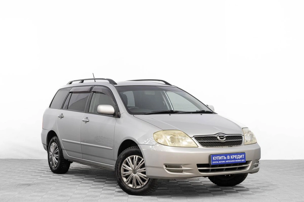 Универсал Toyota Corolla Fielder 2003 года, 619000 рублей, Барнаул
