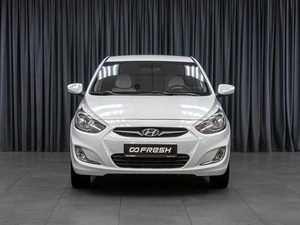 Седан Hyundai Solaris 2011 года, 719000 рублей, Тюмень