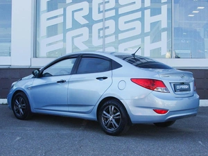 Седан Hyundai Solaris 2011 года, 859000 рублей, Владимир