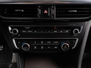 Седан Kia Optima 2018 года, 1959000 рублей, Тюмень