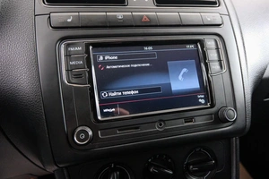 Седан Volkswagen Polo 2011 года, 699000 рублей, Красноярск