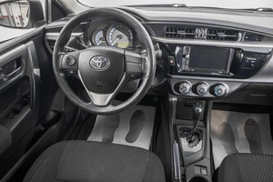 Седан Toyota Corolla 2013 года, 1329000 рублей, Барнаул