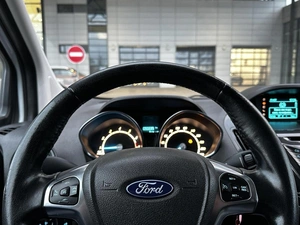 Минивэн Ford Tourneo Courier 2018 года, 865000 рублей, Уфа