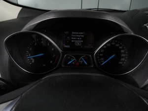 Внедорожник Ford Kuga 2013 года, 1198000 рублей, Красный Пахарь