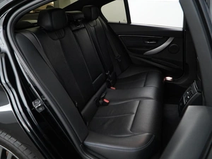 Седан BMW 3 серия 2018 года, 2729077 рублей, Москва