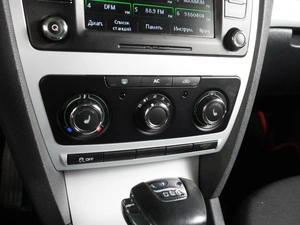 Лифтбек Skoda Octavia 2011 года, 899000 рублей, Воронеж