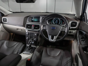 Хетчбэк Volvo V40 2015 года, 1279000 рублей, Тюмень