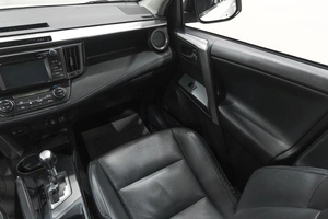 Внедорожник Toyota RAV4 2015 года, 2379000 рублей, Новокузнецк