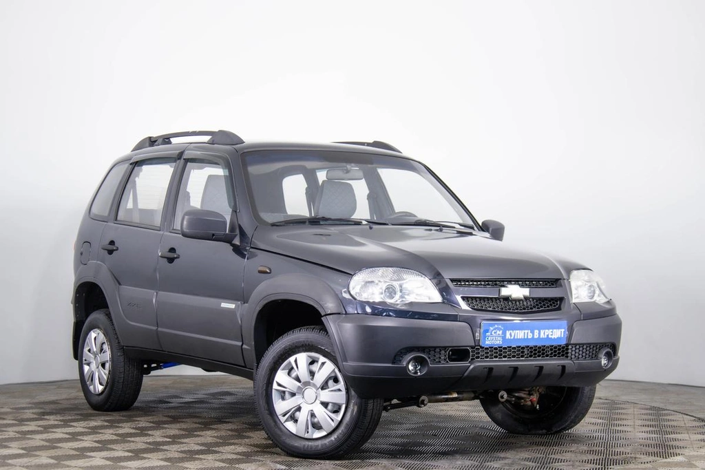 Внедорожник Chevrolet Niva 2015 года, 559000 рублей, Пермь