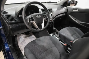 Седан Hyundai Solaris 2016 года, 689000 рублей, Новокузнецк