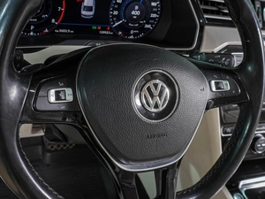 Седан Volkswagen Passat 2017 года, 2349000 рублей, Воронеж