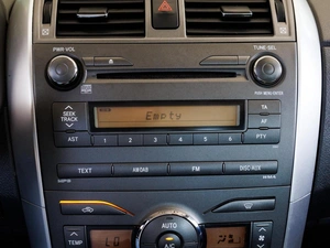 Седан Toyota Corolla 2013 года, 1070000 рублей, Большой Сочи
