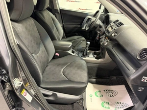 Внедорожник Toyota RAV4 2011 года, 1395000 рублей, Красноярск