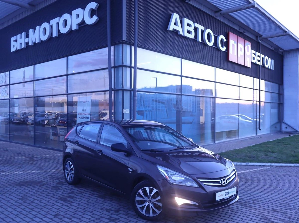 Хэтчбек Hyundai Solaris 2015 года, 1130000 рублей, Мирное