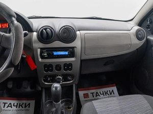 Хетчбэк Renault Sandero 2010 года, 675000 рублей, Красноярск