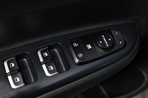 Седан Kia Rio 2019 года, 1699000 рублей, Новосибирск