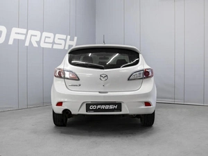 Хетчбэк Mazda 3 2013 года, 1050000 рублей, Омск