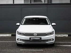 Седан Volkswagen Passat 2016 года, 2099000 рублей, Кирилловка