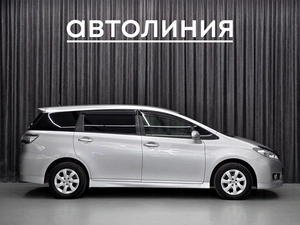 Минивэн Toyota Wish 2012 года, 1280000 рублей, Красноярск