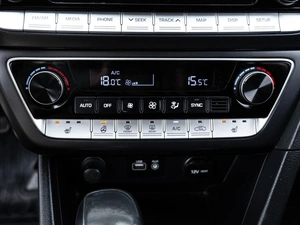 Седан Hyundai Sonata 2018 года, 1810000 рублей, Ставрополь