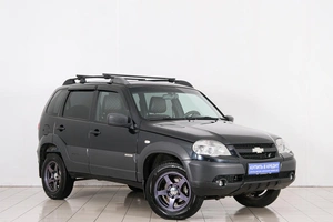 Внедорожник Chevrolet Niva 2017 года, 829000 рублей, Красноярск