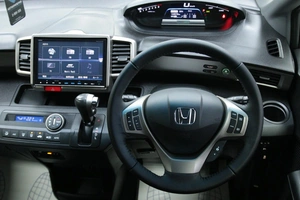 Минивэн Honda Freed 2016 года, 1258000 рублей, Солонцы