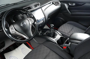 Внедорожник Nissan Qashqai 2016 года, 1549000 рублей, Тюмень