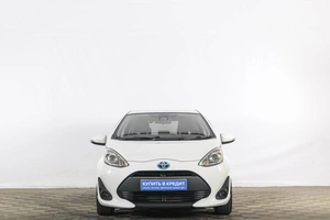 Хетчбэк Toyota Aqua 2017 года, 1339000 рублей, Тюмень